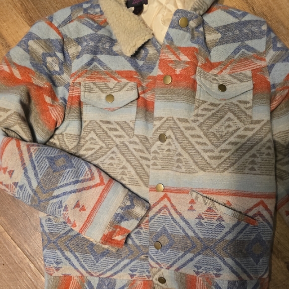 Aztec Jacket - Picture 1 of 4